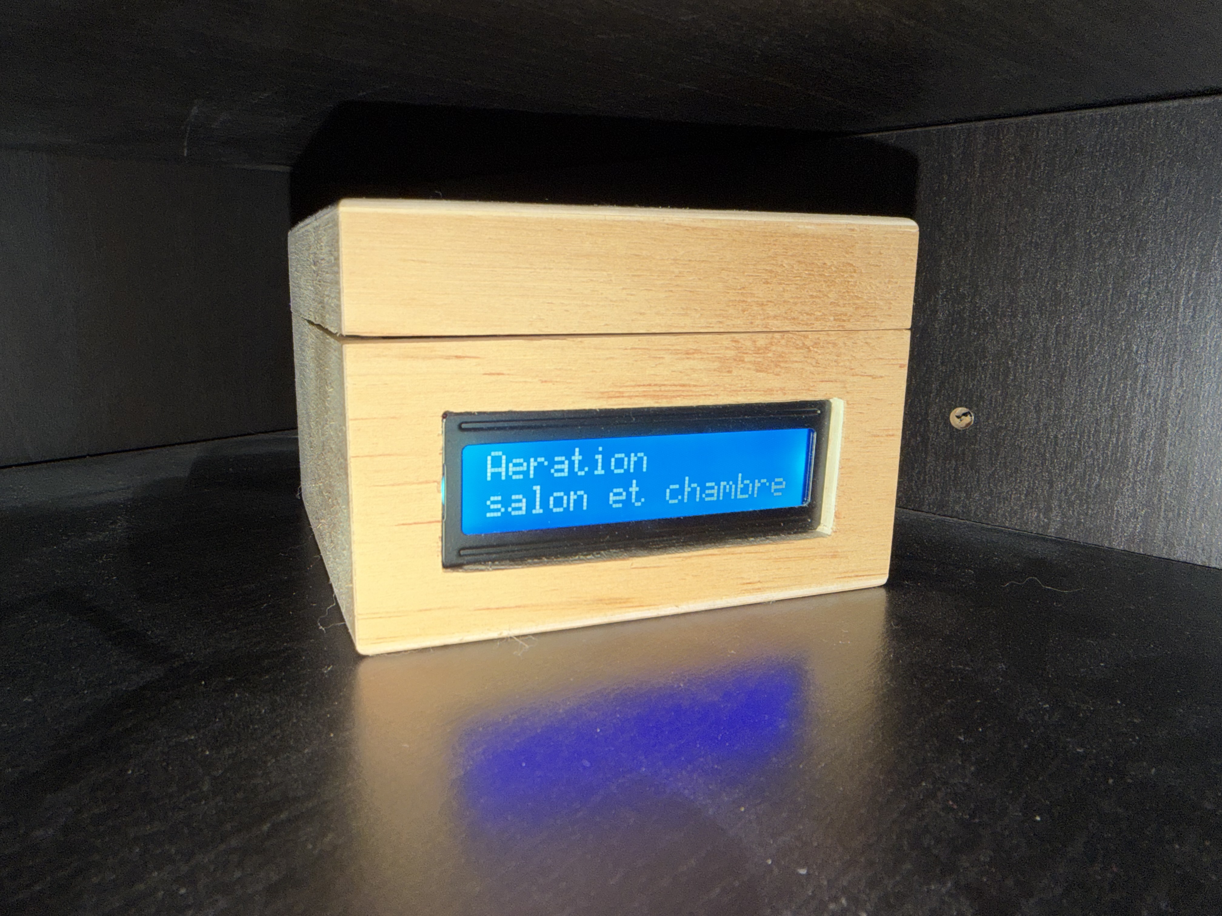 Ecran LCD pour notifications